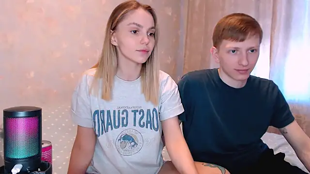 juliaanddima Adlı Modelin Web Kamerası Şovu