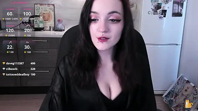 Chat XXX en directo de linaa__tyaan