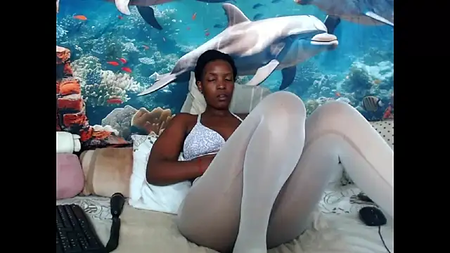 AfricanBarbiee69 Adlı Modelin Canlı XXX Sohbeti