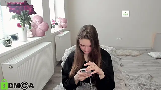 Elina_XのライブXXXチャット