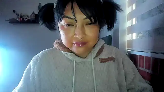 Chat XXX ao vivo de Shaddycute_