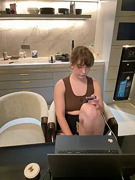 Pokazy przed kamerką – Nura_n_Sarah