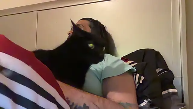 KungFuPanda001 Chat XXX in diretta