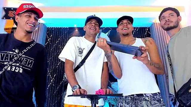 the_knights_of_the_night_ 网络视讯表演