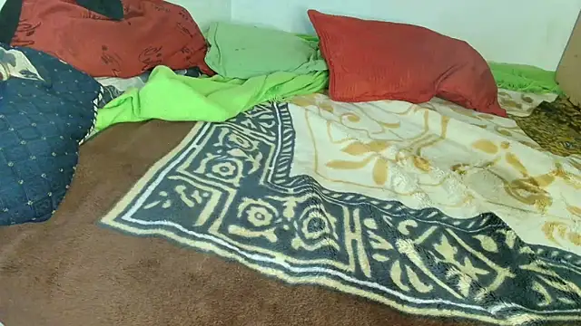 Chat +18 de luisahot_9727 ao vivo