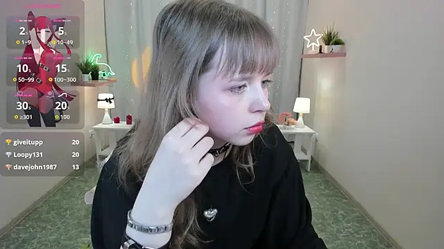 LeonaHicks Chat XXX in diretta