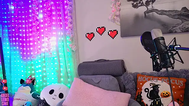 Angel-Lewd-Cake ওয়েবক্যাম শো