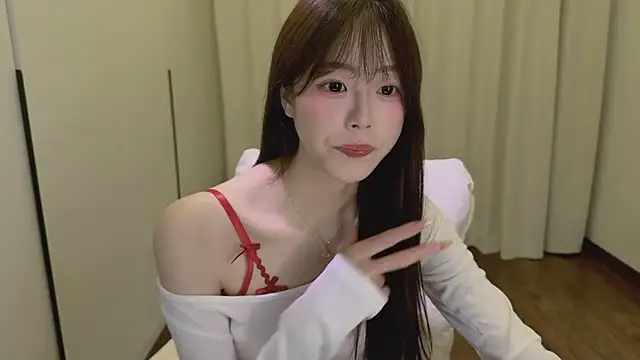 Onecutelittlen Live XXX chat