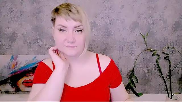 Djullia Live XXX-Chat