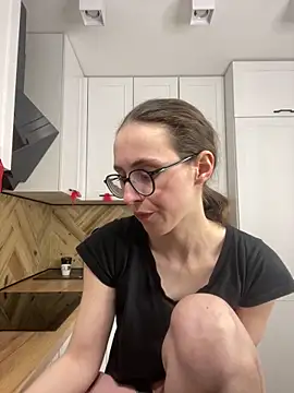 Czat XXX na żywo – MartiniiSelenna