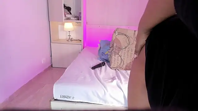 Онлайн чат XXX EmilyyStuart