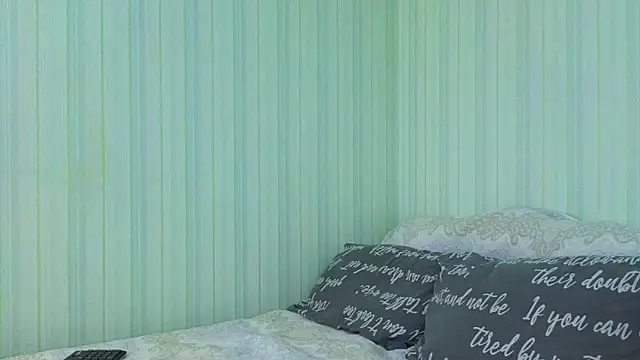 _Lily_'s Live XXX Chat