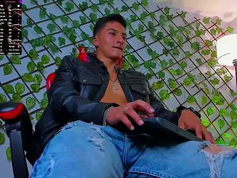 Dominus_Alpha 即時 XXX 聊天