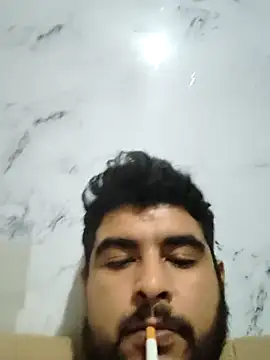 Yerackhip: διαδικτυακό σόου στην κάμερα