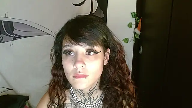 tokiovamp's Live XXX Chat