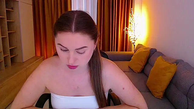 _Mia_Adams live XXX chat