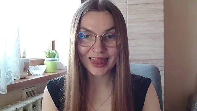 دردشة LooveELLYx الجنسية المباشرة