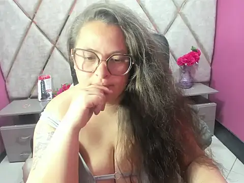Sarah_Boobs_'s Live XXX Chat