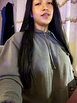 FallsForHerSmile 라이브 XXX 채팅