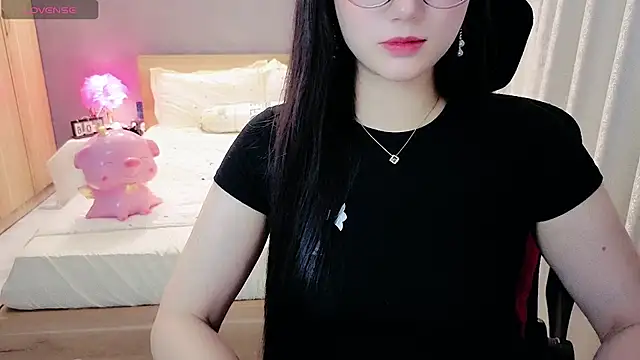 JENNIE-16's Live XXX Chat