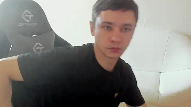 Alexmansuper webkamerás műsora