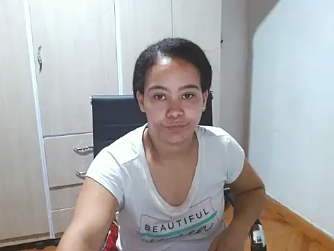 MaryVixxen 现场XXX聊天