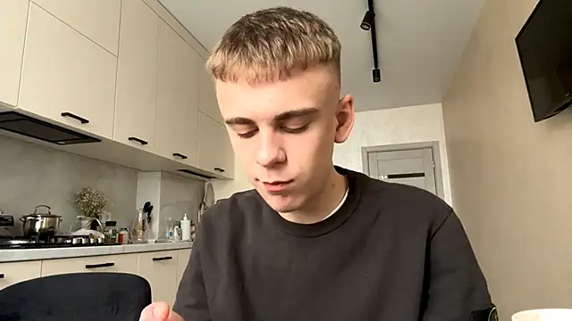 SoloFury Live XXX-Chat