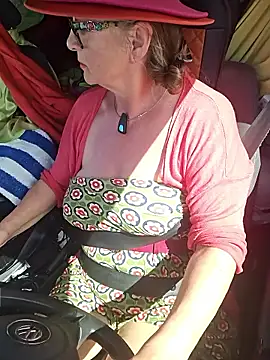 Chat XXX en directo de Hot-Muci