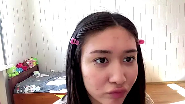 Chat XXX en directo de YourMiIa