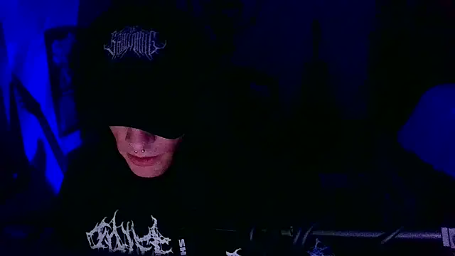 Pokazy przed kamerką – LEVIATHANX666