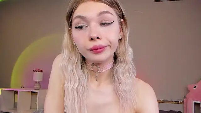 Blondy_Fina Show in webcam