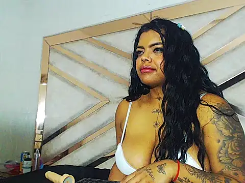 Show de Luna_and_Rose na webcam