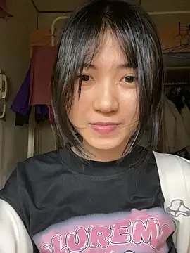 -hanime- 在線直播表演