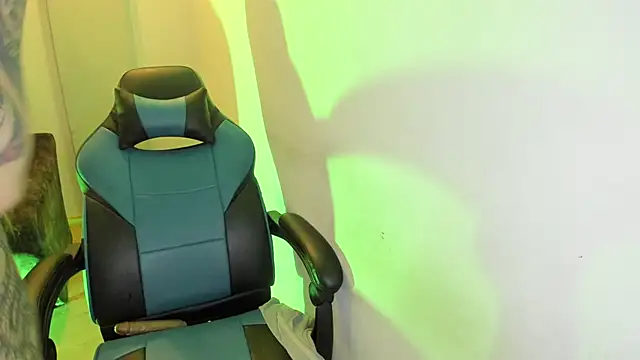 Scarbadgirl_ Webcam-Show