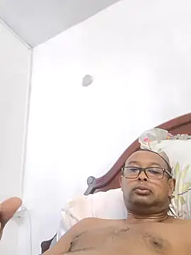 emperator13 Adlı Modelin Web Kamerası Şovu