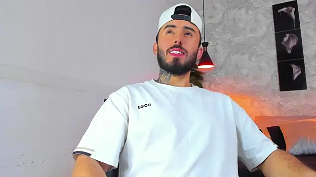 Pokazy przed kamerką – martin_foster_