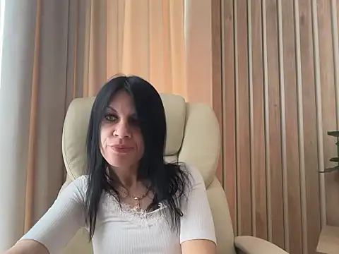 InjaAtHome live XXX chat