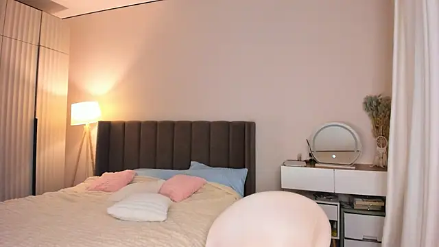 missliiaa Chat XXX in diretta