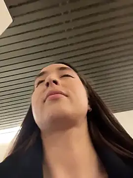 แชท XXX สดของ Holly_Play