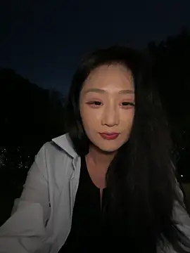 so-linger Live XXX Chat