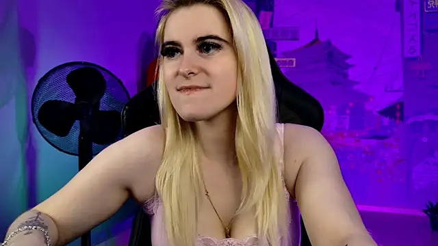 Stef_Nicks: απευθείας συνομιλία ΧΧΧ