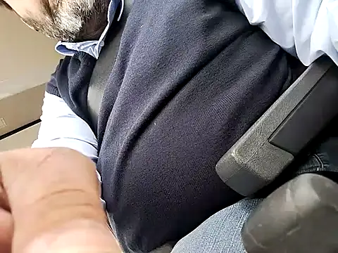 Necroforo: διαδικτυακό σόου στην κάμερα