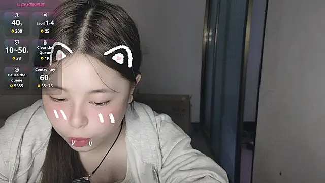 F-Wanzi Chat XXX live