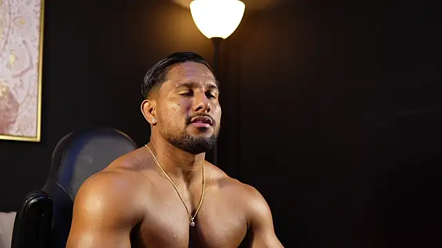 CallumMuscle Adlı Modelin Web Kamerası Şovu