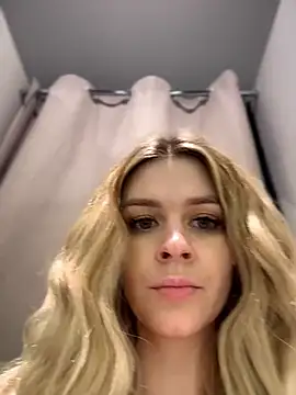 Love_Bri 在線直播表演