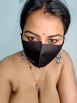 hot8178 Show in webcam