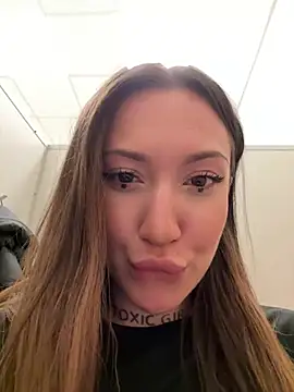 Show de SaintSquirt na webcam