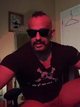 daddydonkey84: διαδικτυακό σόου στην κάμερα