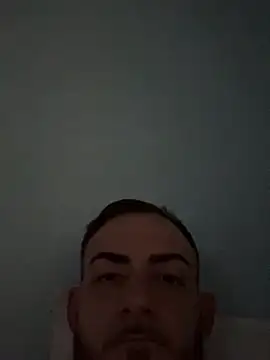 Mariete1931: διαδικτυακό σόου στην κάμερα