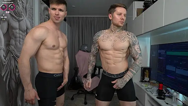 Pokazy przed kamerką – Nik_Sharp